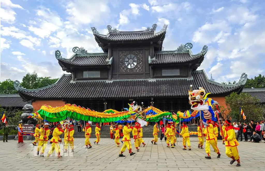 Kinh nghiệm du lịch Ninh B&igrave;nh m&ugrave;a n&agrave;o đẹp nhất? 3