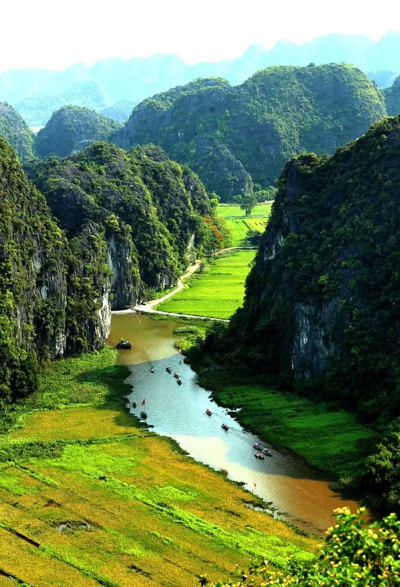 Kinh nghiệm du lịch Ninh B&igrave;nh tự t&uacute;c trọn vẹn nhất 2026 10