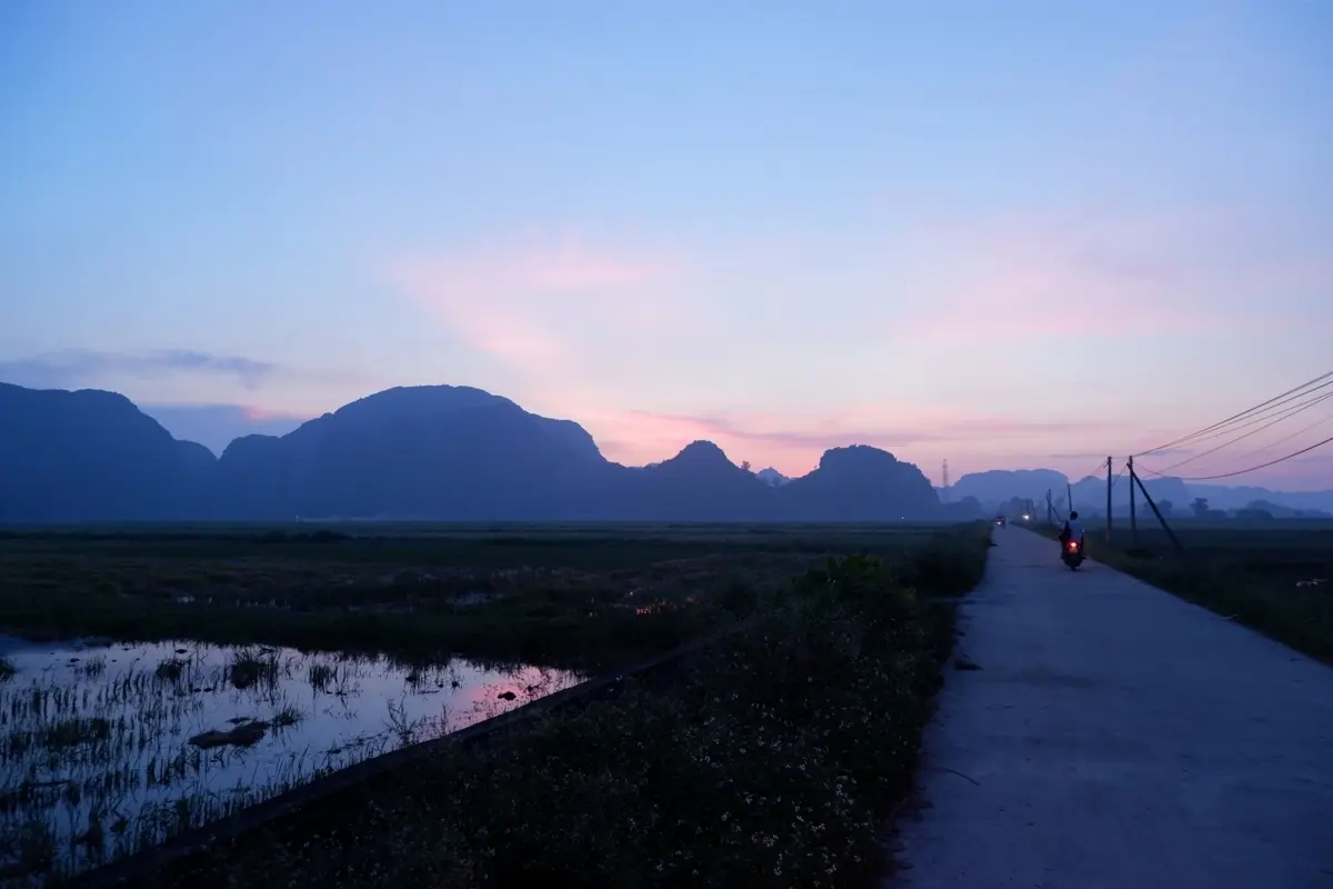 Thử một lần đi săn mặt trời lặn ở Ninh B&igrave;nh xem c&oacute; g&igrave; đặc biệt nh&eacute; 2