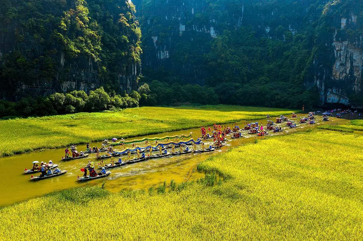 Bỏ t&uacute;i lịch tr&igrave;nh du lịch Ninh B&igrave;nh 4 ng&agrave;y 3 đ&ecirc;m cực chi tiết 3