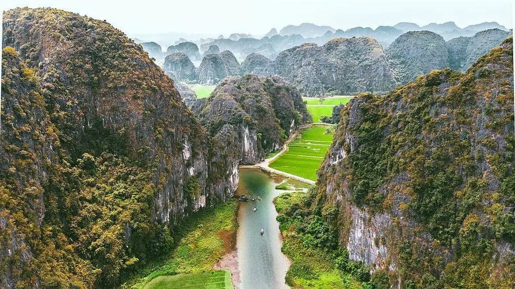 Gợi &yacute; lịch tr&igrave;nh 24 giờ du lịch Ninh B&igrave;nh cực th&uacute; vị 2