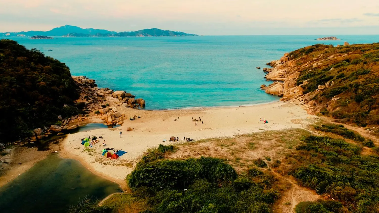Bãi Hỏm (Bãi Rùa), viên ngọc thô hiếm hoi của vùng biển Ninh Thuận