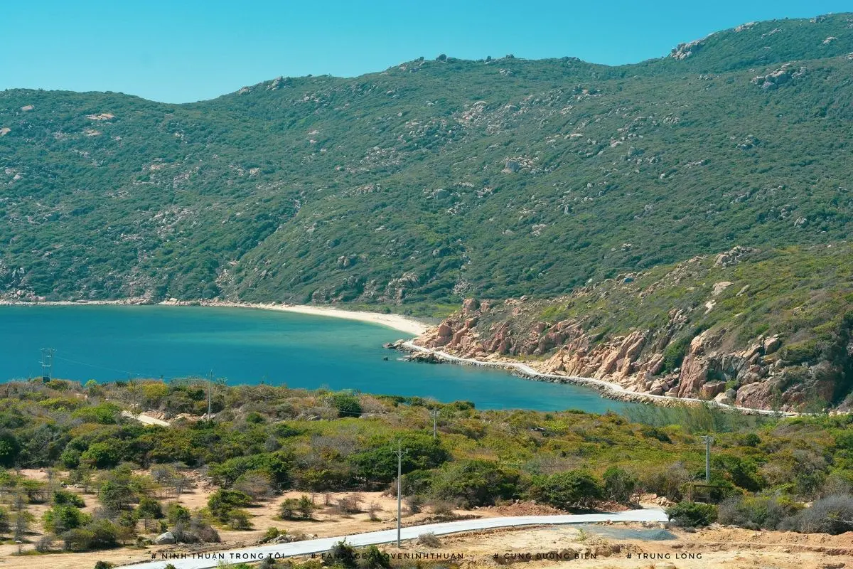 Cung đường biển 701 C&agrave; N&aacute;, Phan Rang, h&agrave;nh tr&igrave;nh kh&aacute;m ph&aacute; vẻ đẹp si&ecirc;u thực 2