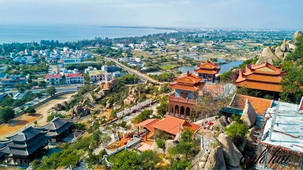 Đặc sắc Tr&ugrave;ng Sơn Cổ Tự, ng&ocirc;i ch&ugrave;a bề thế nổi danh khắp Ninh Thuận 3