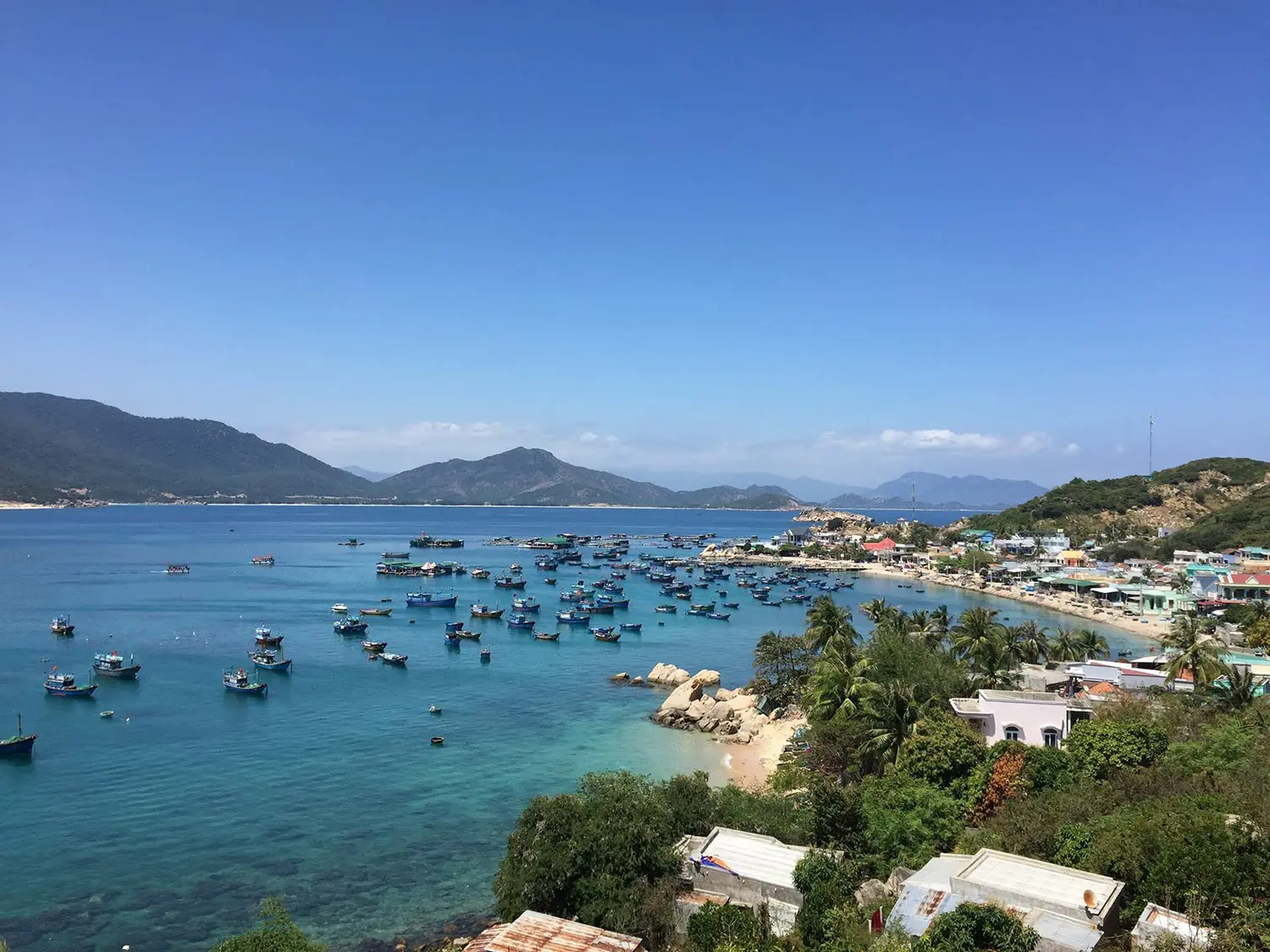 Đến biển B&atilde;i Th&ugrave;ng kh&aacute;m ph&aacute; thi&ecirc;n nhi&ecirc;n hoang sơ đầy cuốn h&uacute;t 3