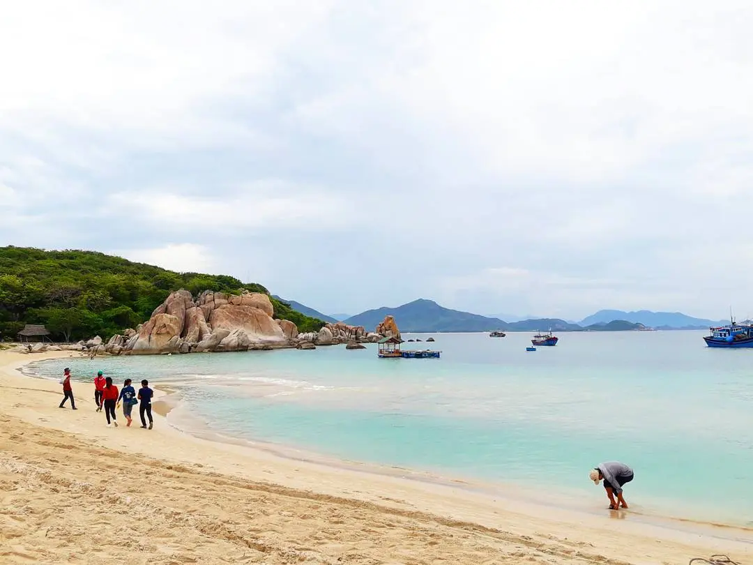 Đẹp l&agrave;m sao B&atilde;i Kinh Ninh Thuận l&agrave;m xao xuyến tr&aacute;i tim người gh&eacute; lại 2