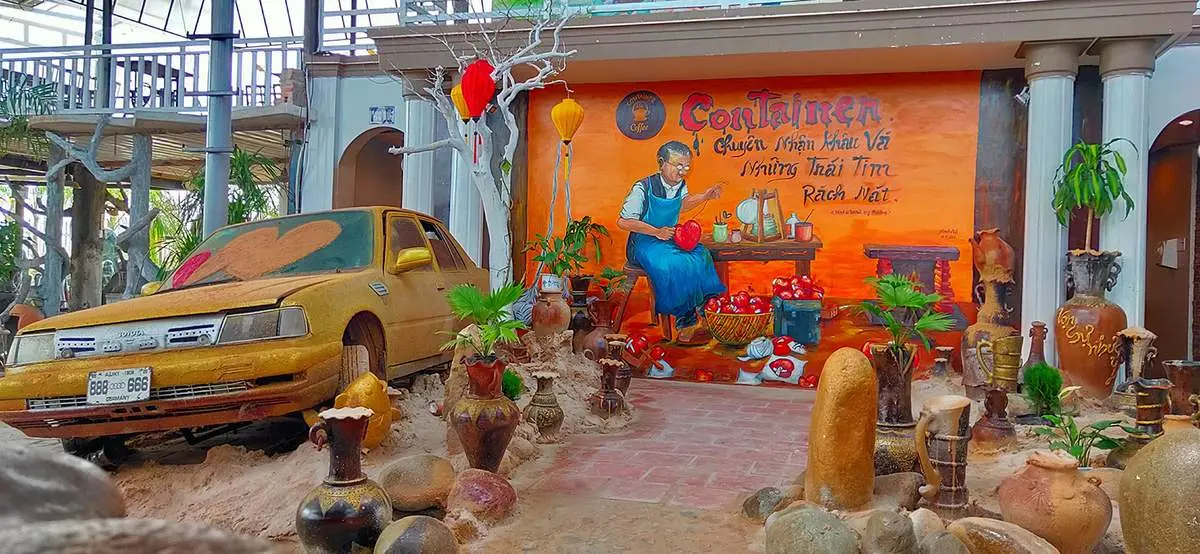 Khám phá không gian độc đáo tại Coffee Container cafe 5