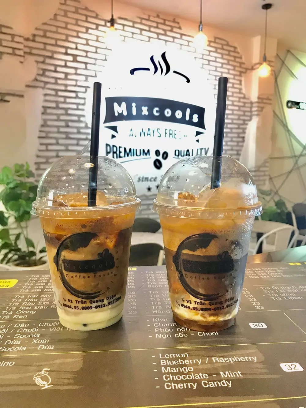 Mixcool's Coffee House mang hơi thở trẻ trung v&agrave; tối giản giữa l&ograve;ng xứ Phan 6