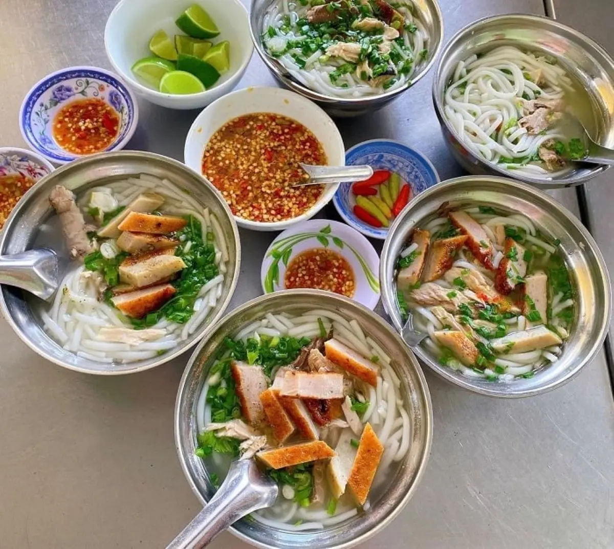 Qu&aacute;n b&aacute;nh canh Nhường, hương vị chiều l&ograve;ng mọi t&iacute;n đồ ẩm thực 2