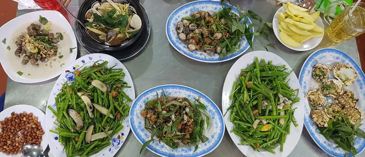 Điểm danh top 10 quán ốc Phan Rang hấp dẫn nhất
