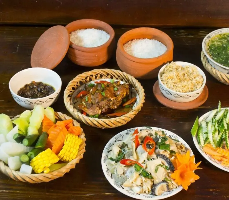 Ghé qua 5 quán cơm niêu Ninh Thuận mang đậm hương vị quê nhà
