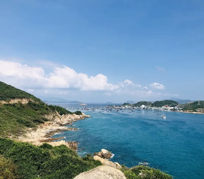 Kh&aacute;m ph&aacute; vịnh Vĩnh Hy: Vi&ecirc;n ngọc xanh hoang sơ ở Ninh Thuận 3