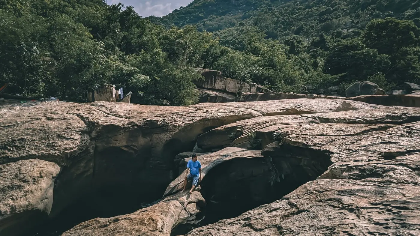 Trekking B&agrave;n Ch&acirc;n Phật qua ống k&iacute;nh của Trung Văn Nguyễn 2