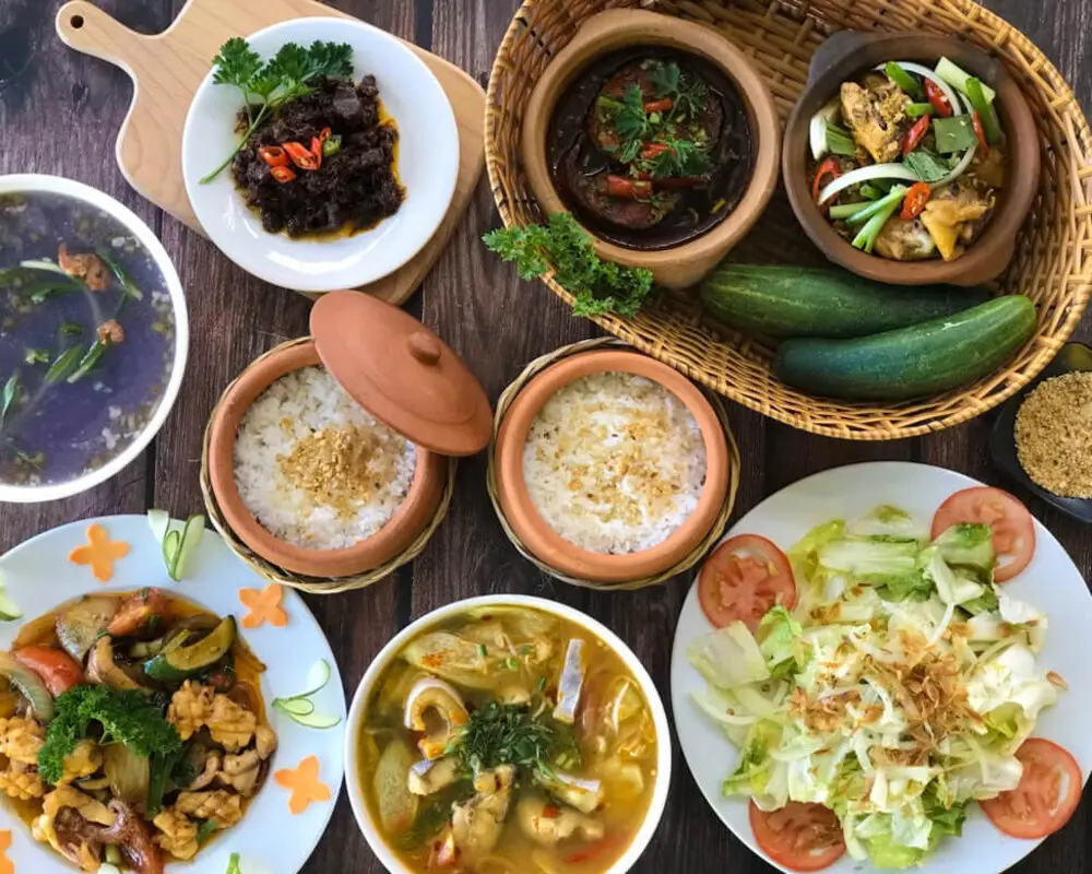Điểm danh list những qu&aacute;n ăn ngon ở Phan Thiết 3