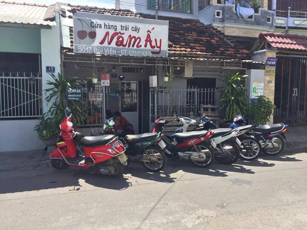 Gh&eacute; đến qu&aacute;n c&agrave; ph&ecirc; Cửa h&agrave;ng tr&aacute;i c&acirc;y Năm Ấy để t&igrave;m về miền k&iacute; ức 2