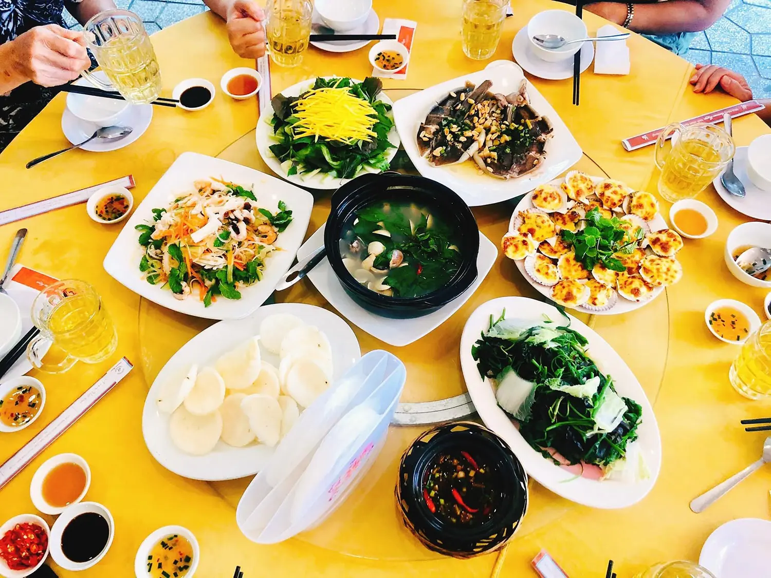 Hải sản Phan Thiết, n&eacute;t cuốn h&uacute;t đặc trưng miền phố biển nắng gi&oacute; 8