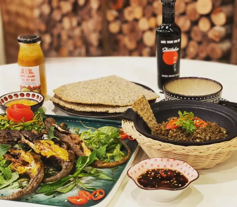 Nh&agrave; h&agrave;ng Mũi N&eacute; Xưa, đậm đ&agrave; ẩm thực truyền thống miền biển 7