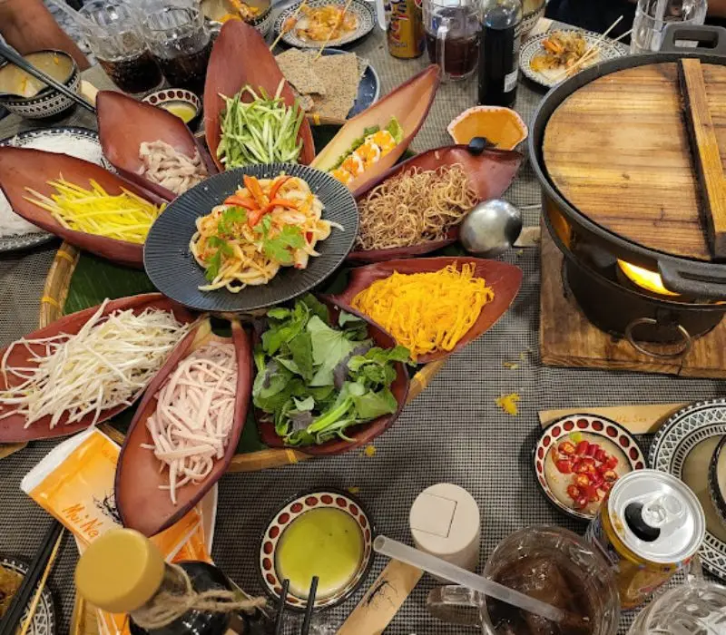 Nh&agrave; h&agrave;ng Mũi N&eacute; Xưa, đậm đ&agrave; ẩm thực truyền thống miền biển 4