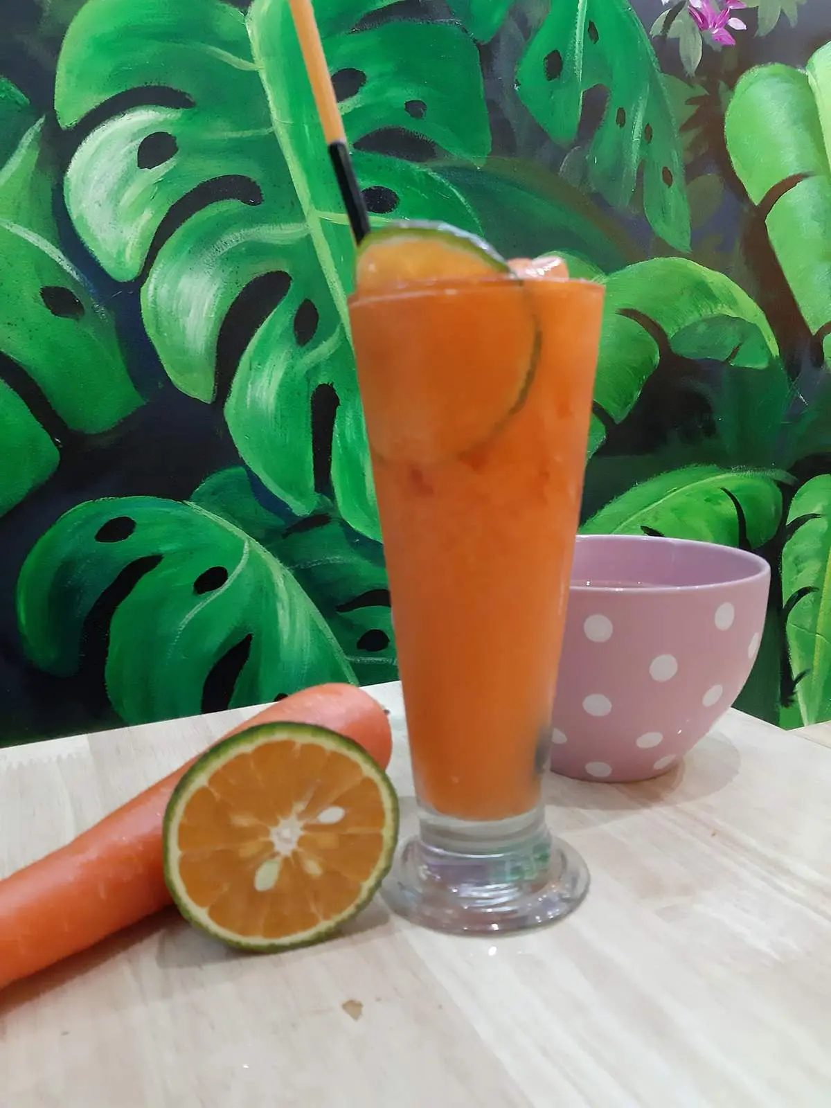 The Lavy Cafe v&agrave; kh&ocirc;ng gian b&igrave;nh y&ecirc;n, nhẹ nh&agrave;ng 6