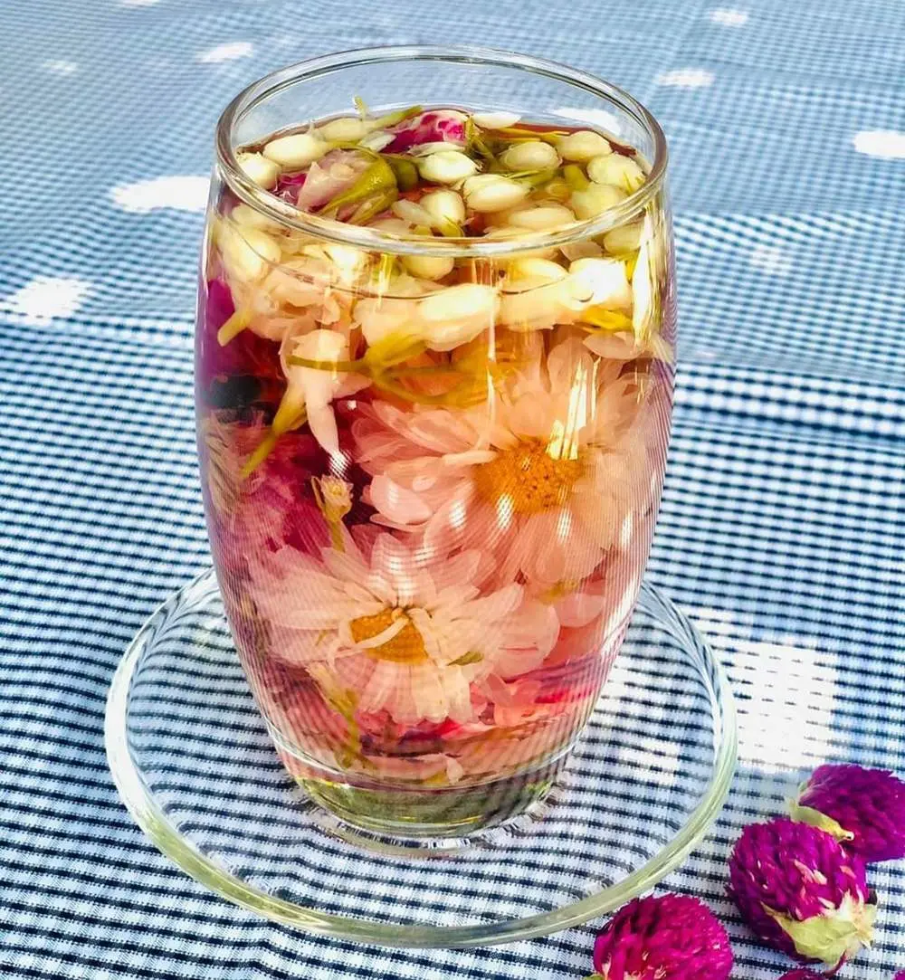 The Lavy Cafe v&agrave; kh&ocirc;ng gian b&igrave;nh y&ecirc;n, nhẹ nh&agrave;ng 5
