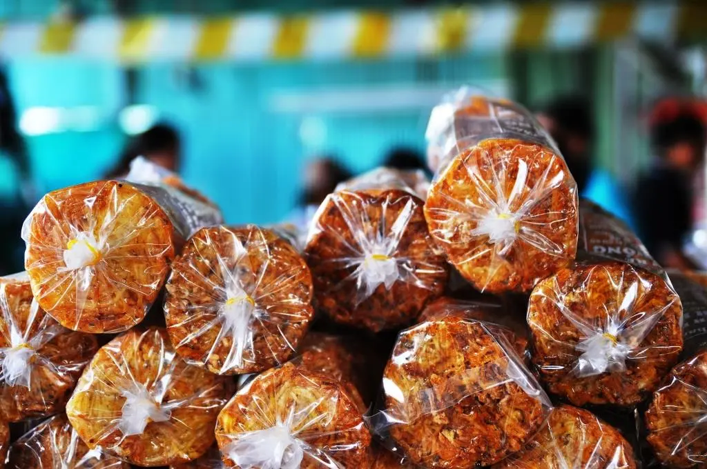 Thưởng thức bánh rế Phan Thiết, món ăn độc đáo giữa lòng phố biển 3
