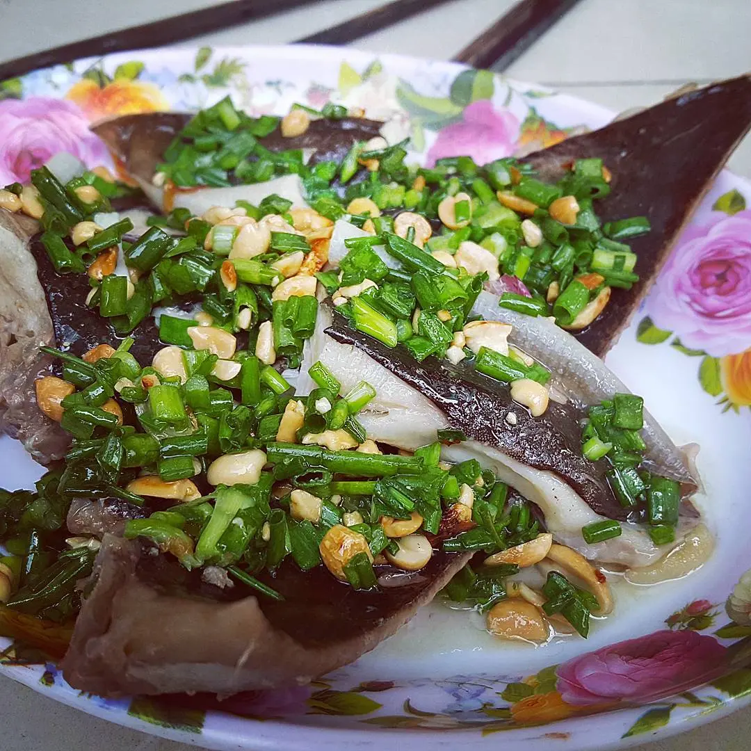 Thưởng thức lẩu thả và cá lồi xối mỡ Phan Thiết ngon trứ danh 3
