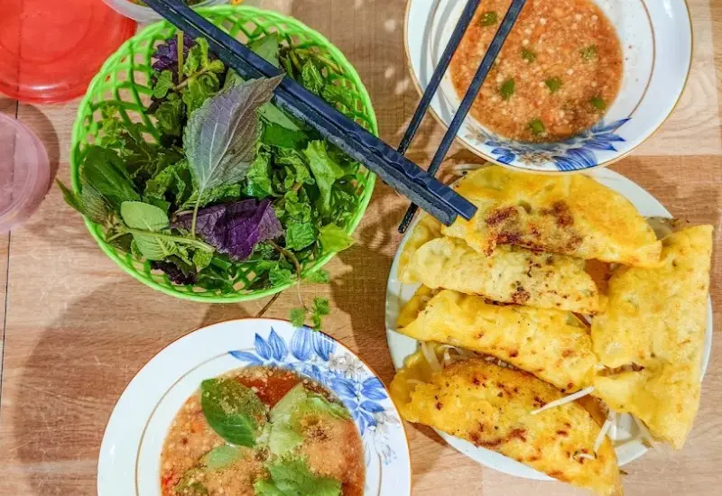 Top 8 qu&aacute;n b&aacute;nh x&egrave;o Phan Thiết nổi tiếng, ngon m&ecirc; ly 9