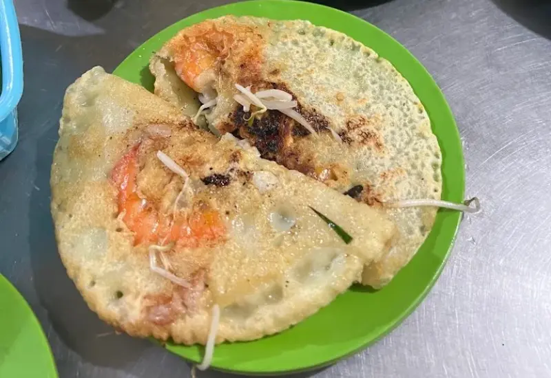 Top 8 qu&aacute;n b&aacute;nh x&egrave;o Phan Thiết nổi tiếng, ngon m&ecirc; ly 7
