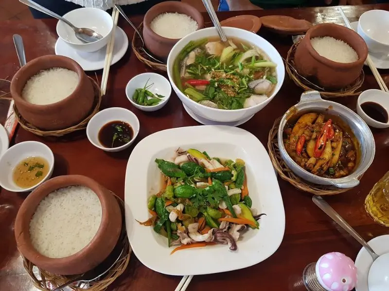 Top 9 qu&aacute;n cơm ni&ecirc;u Phan Thiết ngon, gi&aacute; cả b&igrave;nh d&acirc;n 4