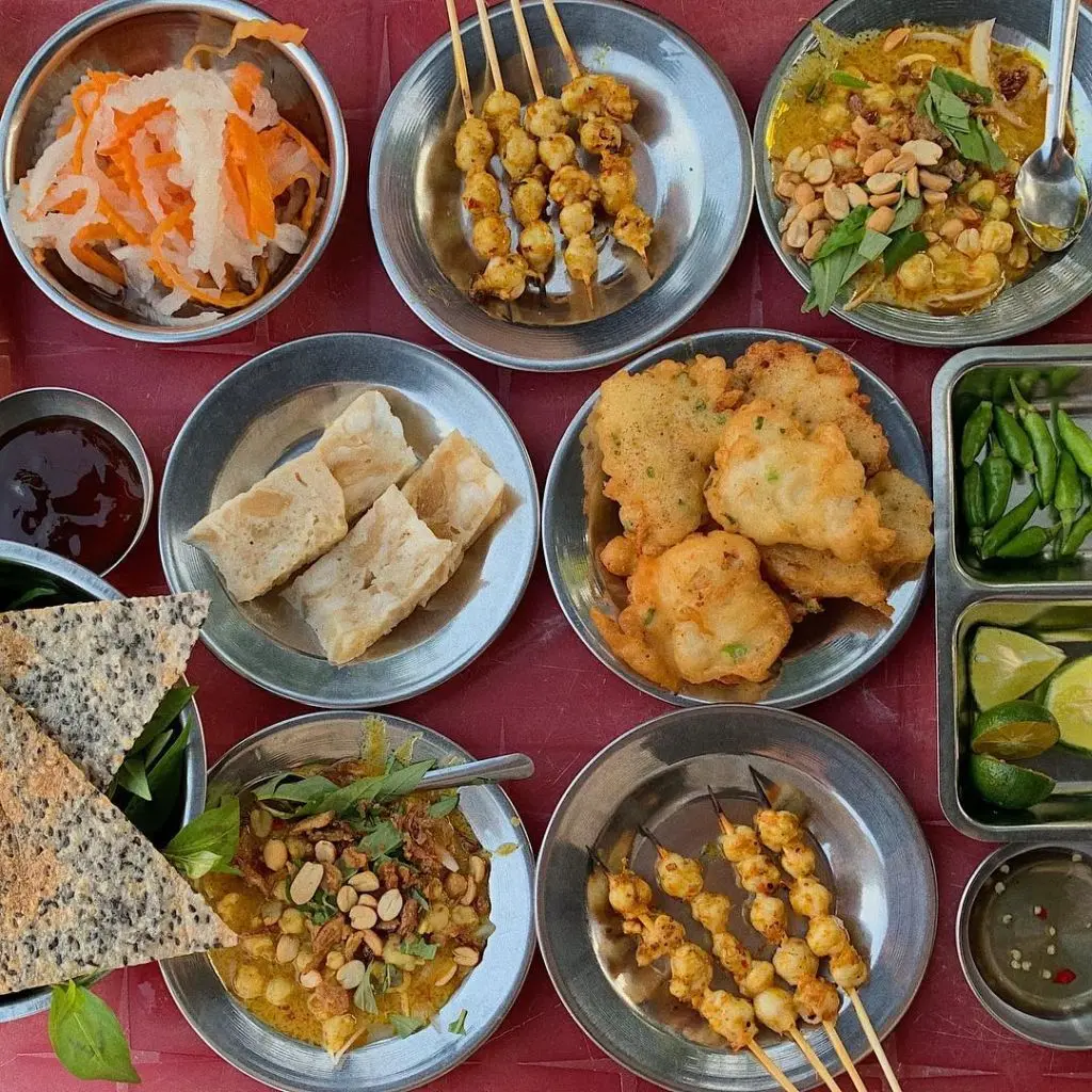 Top qu&aacute;n ăn ngon Phan Thiết được nhiều người y&ecirc;u th&iacute;ch 13