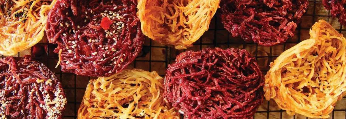 Thưởng thức bánh rế Phan Thiết, món ăn độc đáo giữa lòng phố biển