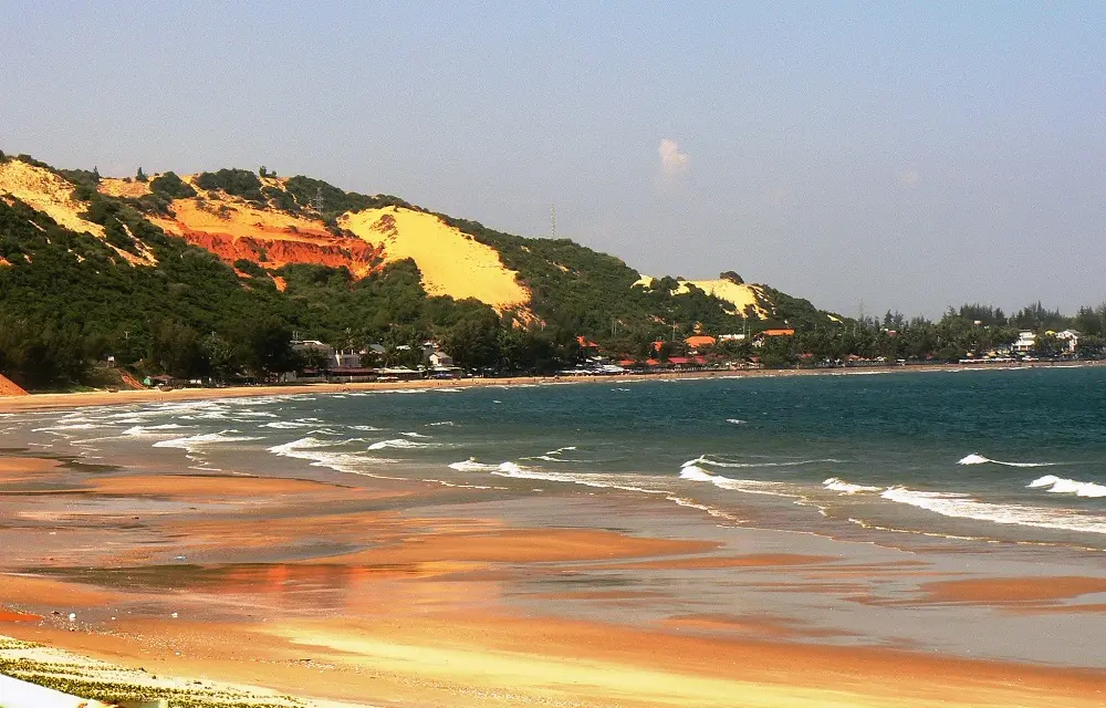 C&ugrave;ng team MIA.vn Đi Phan Thiết từ TP.HCM bằng xe limousine 2