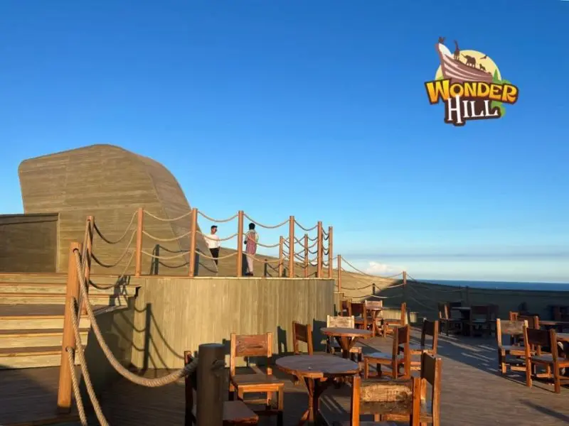 C&ocirc;ng vi&ecirc;n Wonder Hill v&agrave; cảm hứng độc đ&aacute;o từ con t&agrave;u cứu thế 8