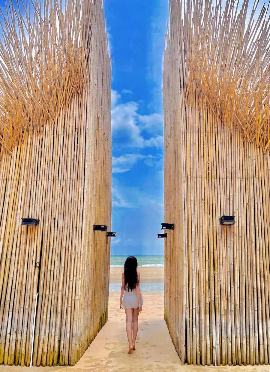 Kh&aacute;m ph&aacute; Hola Beach cực chill c&ugrave;ng c&ocirc; n&agrave;ng Hứa Thảo Nguy&ecirc;n 4