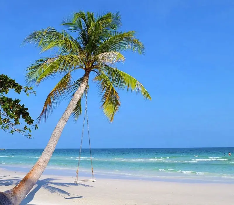 Bãi Dài Phú Quốc với vẻ đẹp hoang sơ, làn nước trong xanh như ngọc