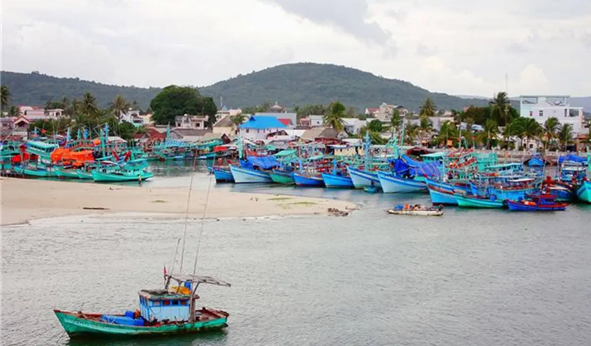 Chợ H&agrave;m Ninh Ph&uacute; Quốc &ndash; Ng&ocirc;i chợ cổ nằm giữa l&agrave;ng ch&agrave;i H&agrave;m Ninh 9