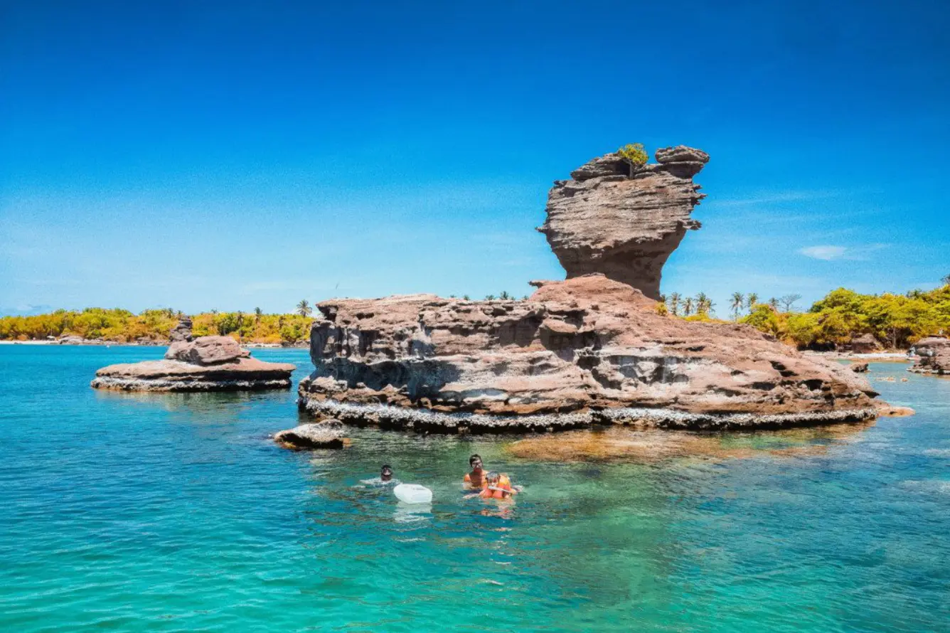 H&ograve;n Dăm Ngang (h&ograve;n Gầm Gh&igrave;) - Đẹp ngỡ ng&agrave;ng tiểu Bali thu nhỏ của Ph&uacute; Quốc 13