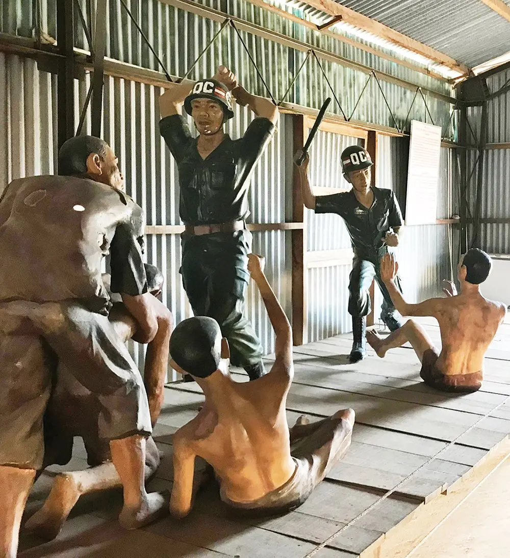 Nh&agrave; t&ugrave; Ph&uacute; Quốc (Nh&agrave; lao C&acirc;y Dừa) &ndash; Điểm đến lịch sử kh&ocirc;ng thể bỏ qua 5