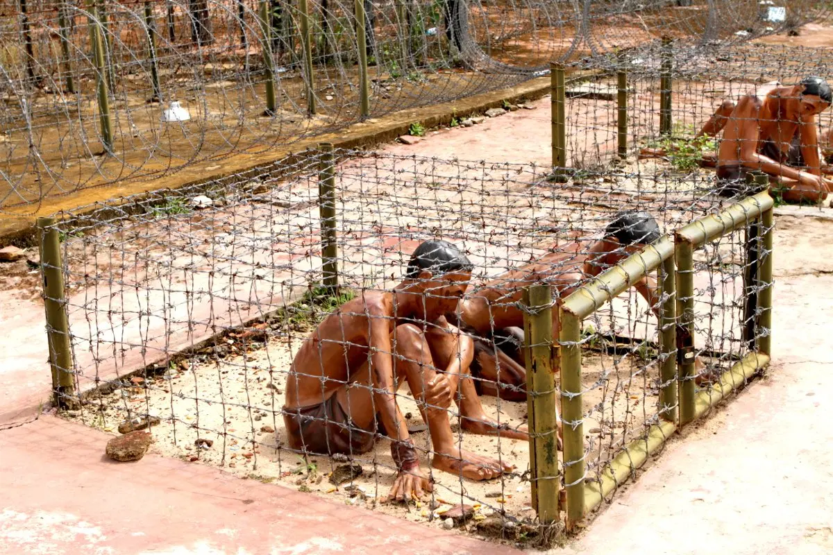 Nh&agrave; t&ugrave; Ph&uacute; Quốc (Nh&agrave; lao C&acirc;y Dừa) &ndash; Điểm đến lịch sử kh&ocirc;ng thể bỏ qua 7