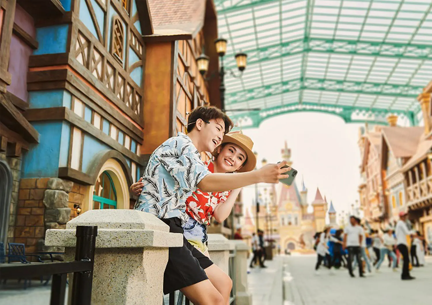 Xu&ocirc;i d&ograve;ng kh&aacute;m ph&aacute; 'Venice phương Đ&ocirc;ng' tr&ecirc;n con thuyền gondola Ph&uacute; Quốc 5