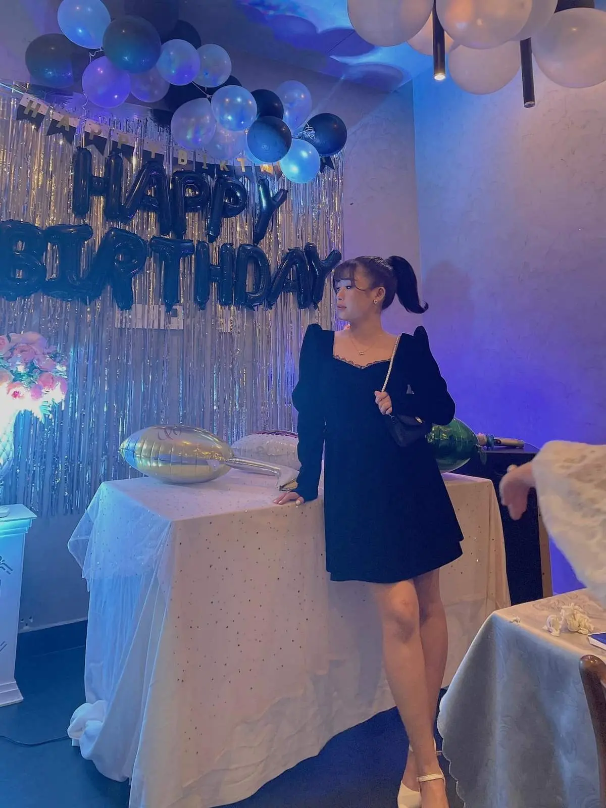 Hạnh Nhung Luxury Restaurant - Chuỗi nh&agrave; h&agrave;ng c&oacute; thiết kế đẹp v&agrave; rộng nhất Ph&uacute; Quốc 10