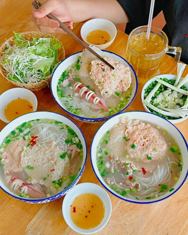 Kh&aacute;m ph&aacute; b&uacute;n quậy Ph&uacute; Quốc, m&oacute;n ngon chinh phục bao người 5