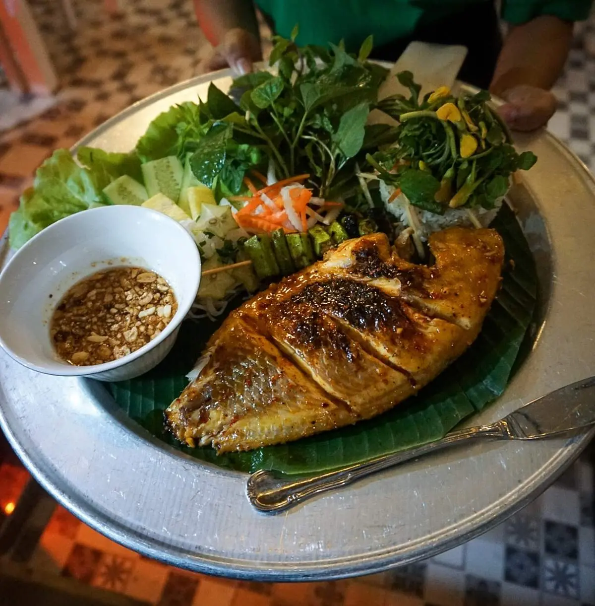 Mai Jo Refined Restaurant Phu Quoc - Kh&ocirc;ng gian ấm c&uacute;ng sang trọng ẩn m&igrave;nh trong con ng&otilde; nhỏ 15