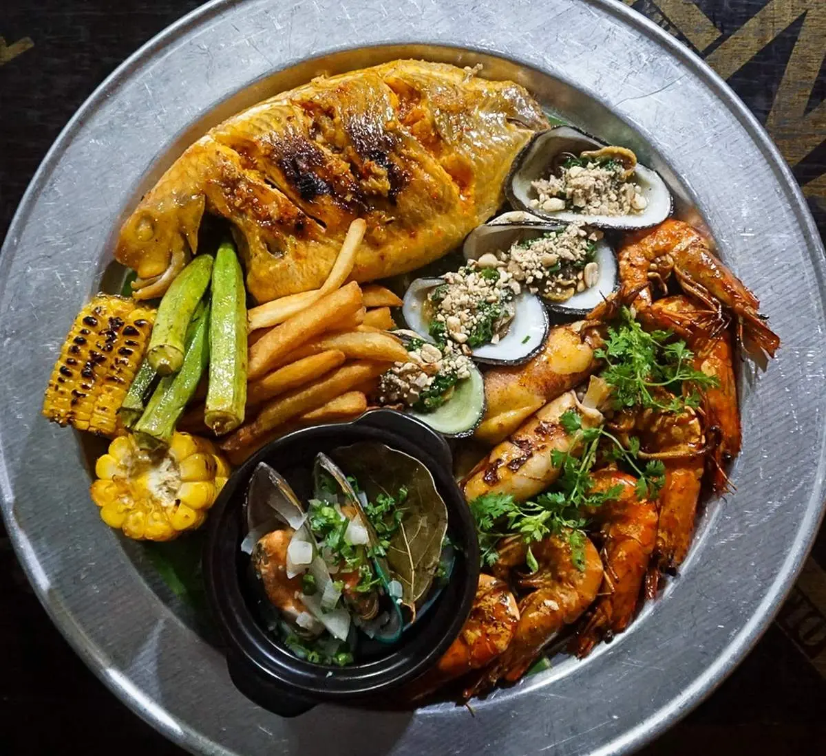 Mai Jo Refined Restaurant Phu Quoc - Kh&ocirc;ng gian ấm c&uacute;ng sang trọng ẩn m&igrave;nh trong con ng&otilde; nhỏ 17