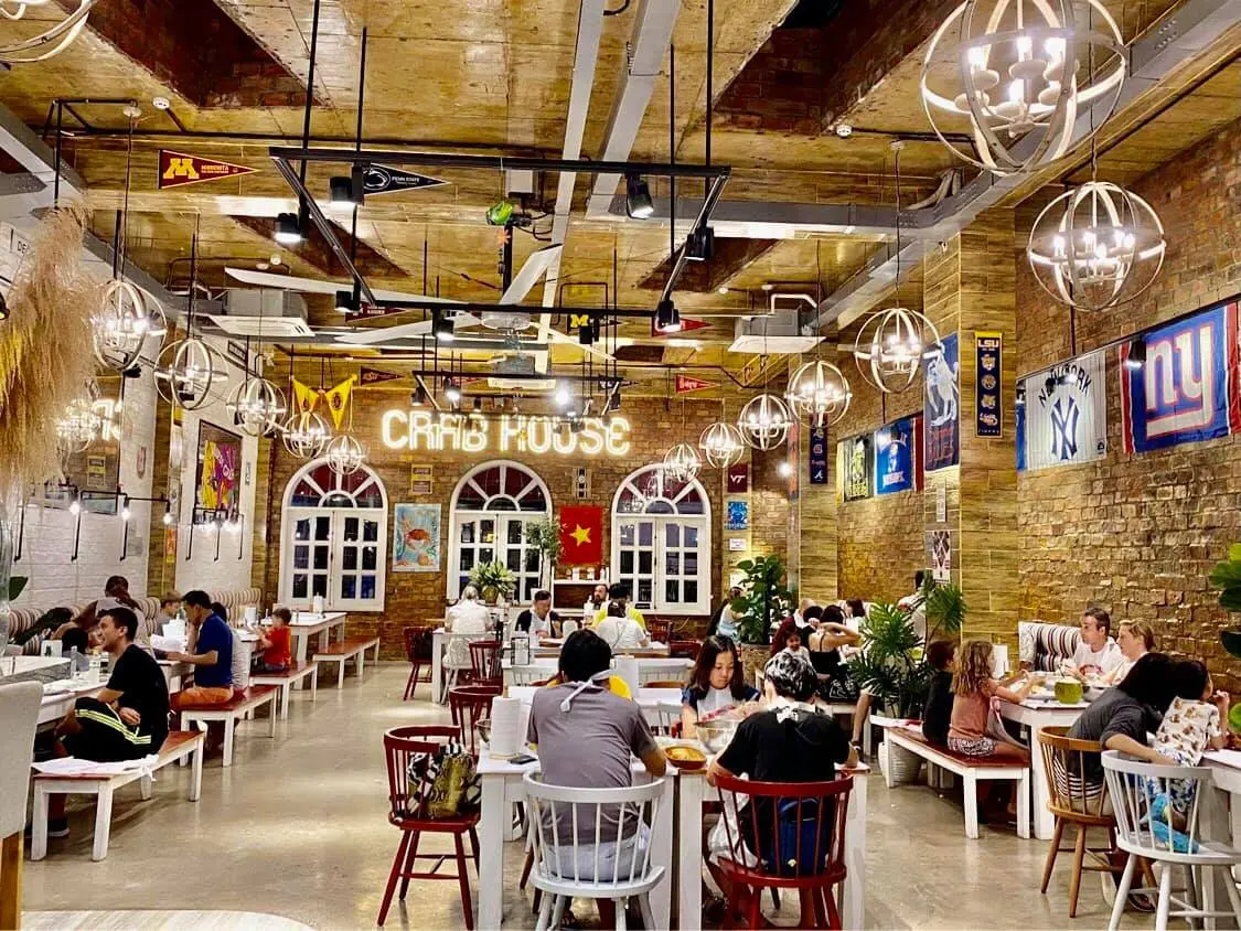Nh&agrave; Ghẹ Ph&uacute; Quốc (nha hang Crab House) - Lựa chọn h&agrave;ng đầu của thực kh&aacute;ch m&ecirc; hải sản 7