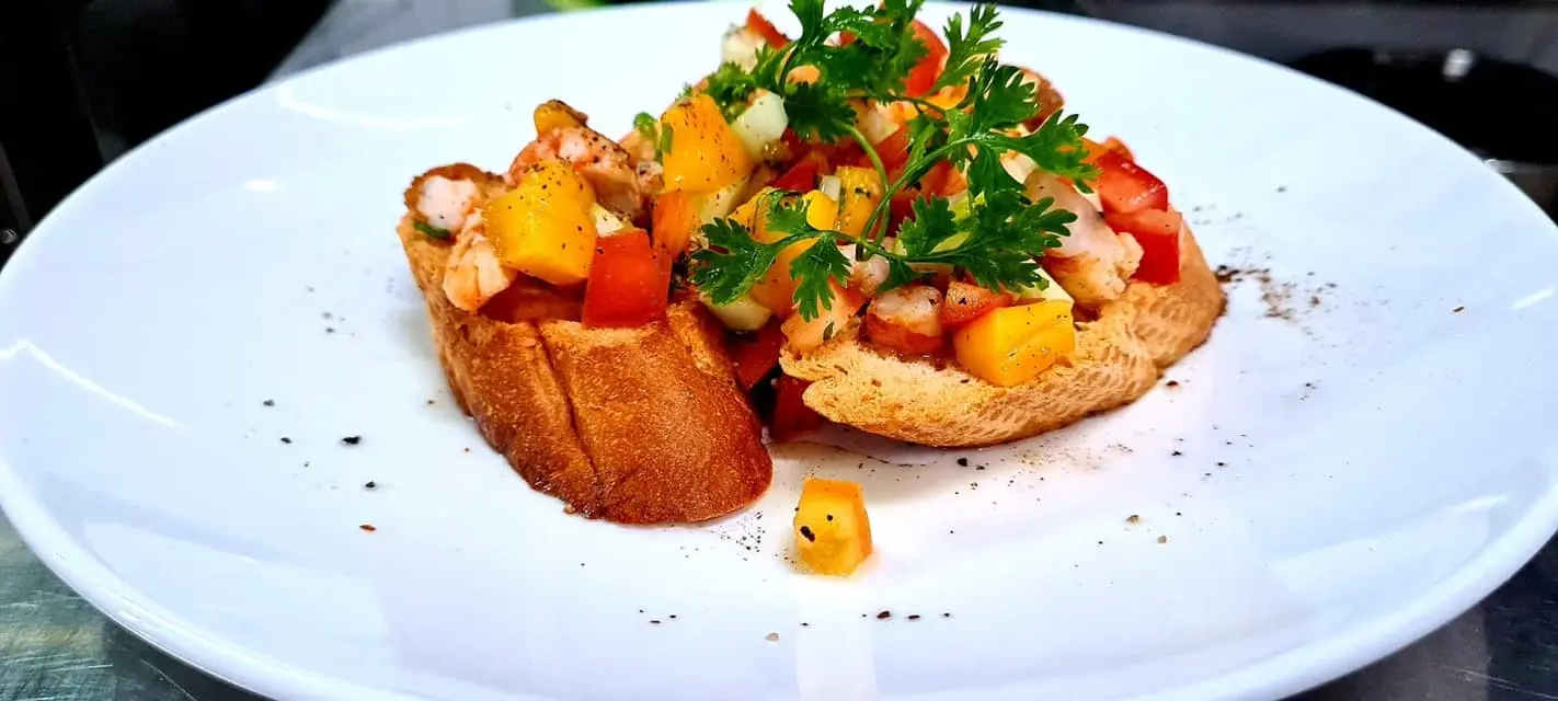 Nh&agrave; Ghẹ Ph&uacute; Quốc (nha hang Crab House) - Lựa chọn h&agrave;ng đầu của thực kh&aacute;ch m&ecirc; hải sản 16
