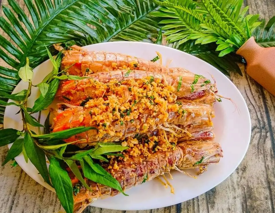 Nh&agrave; h&agrave;ng Biển Xanh Ph&uacute; Quốc - Nơi th&iacute;ch hợp để kết hợp ăn uống v&agrave; hẹn h&ograve; 7