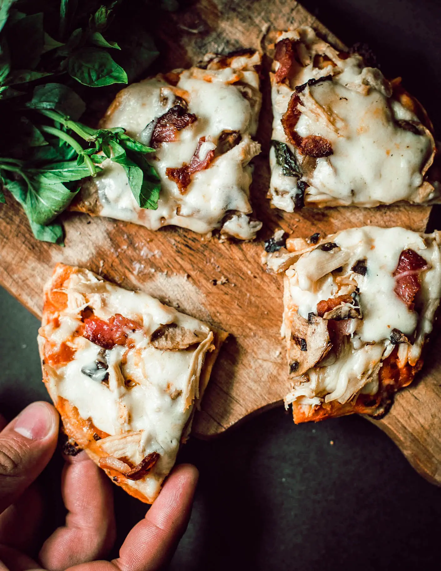 Pizza Taxi Ph&uacute; Quốc Qu&aacute;n Pizza Được Y&ecirc;u Th&iacute;ch Nhất Đảo Ngọc 15
