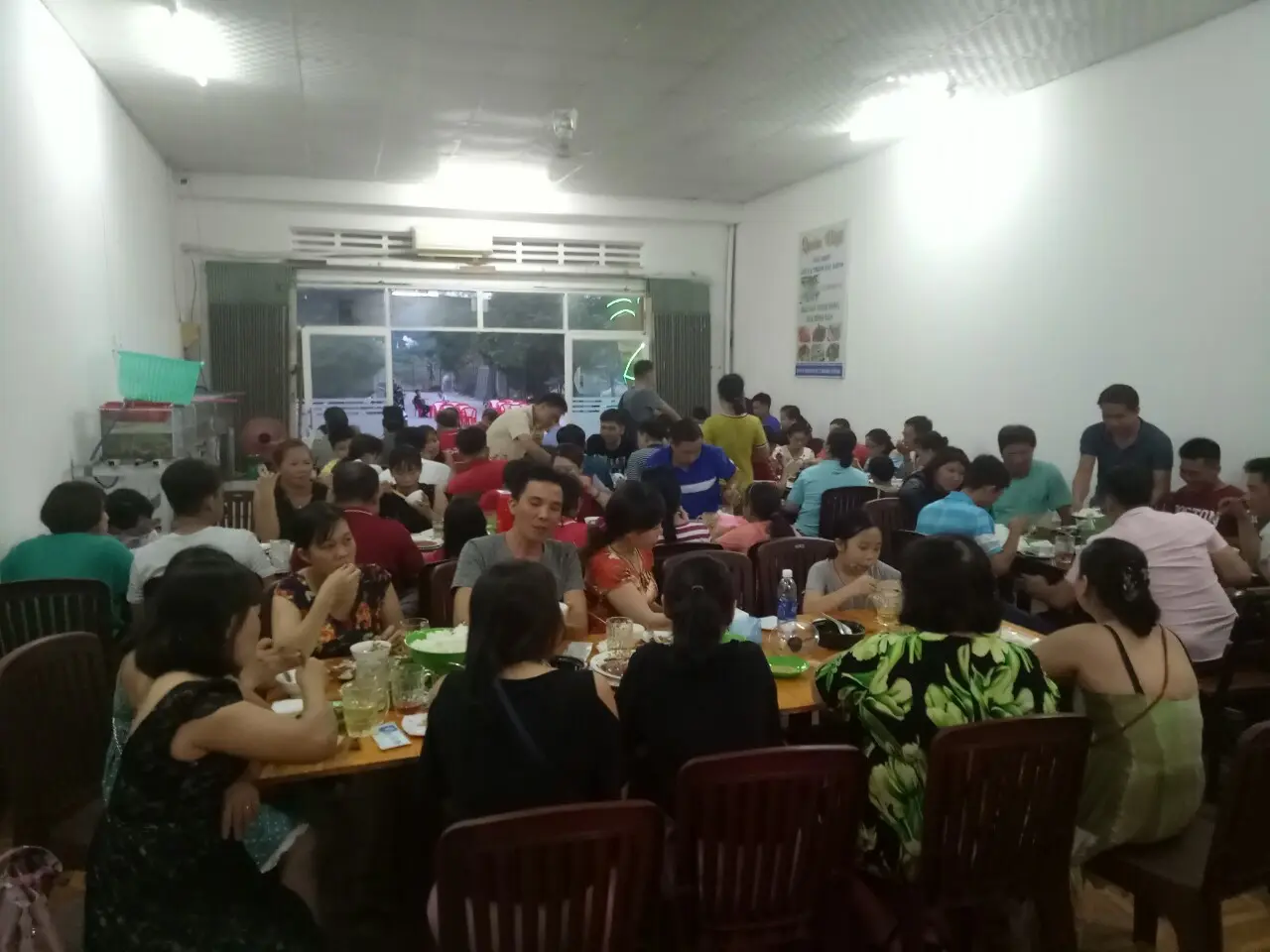 Qu&aacute;n Việt Ph&uacute; Quốc - Dấu ấn ẩm thực từ đặc sản gỏi c&aacute; tr&iacute;ch 3