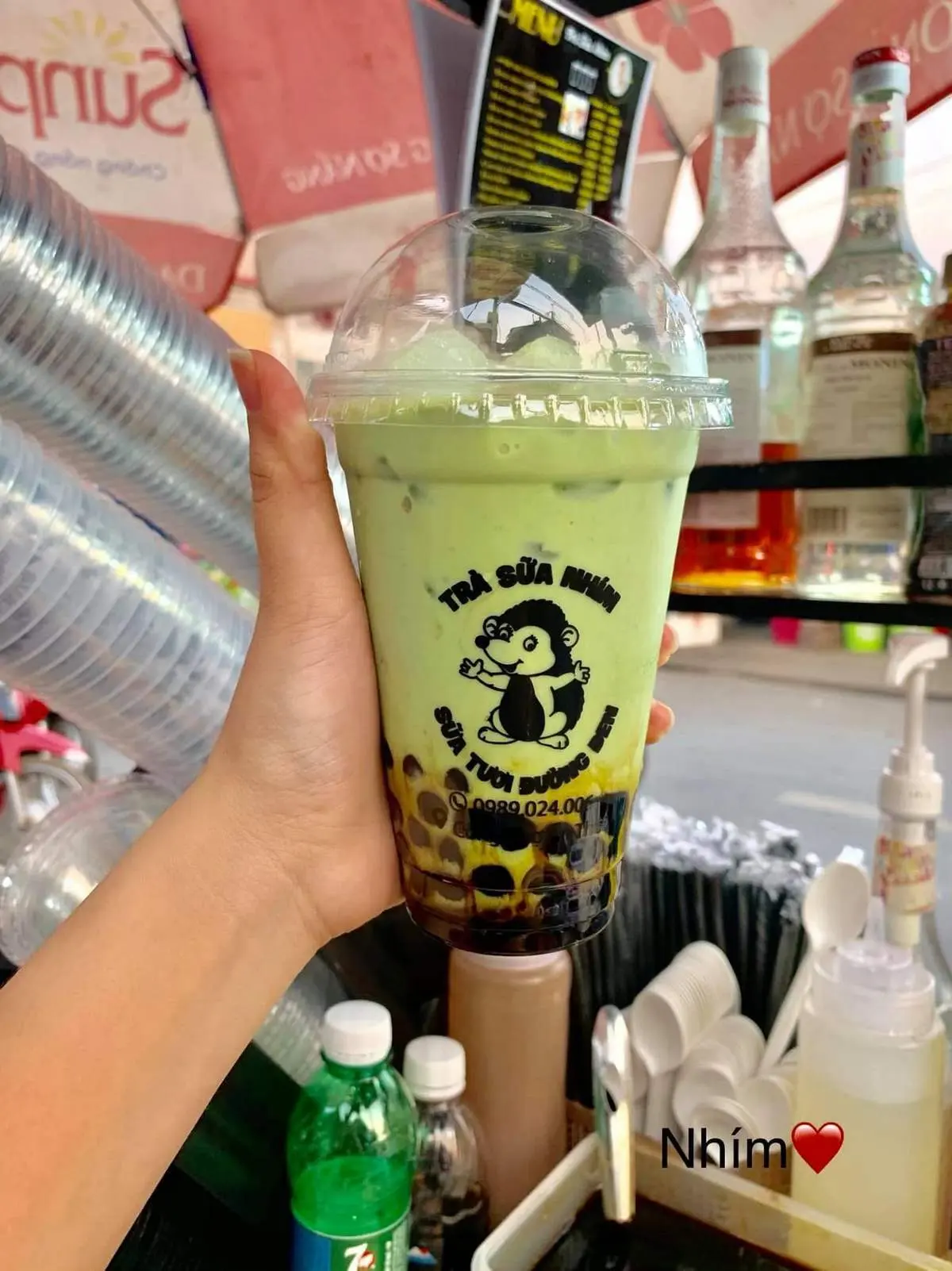 Tr&agrave; sữa Nh&iacute;m - Qu&aacute;n ăn vặt Ph&uacute; Quốc được giới trẻ y&ecirc;u th&iacute;ch 8